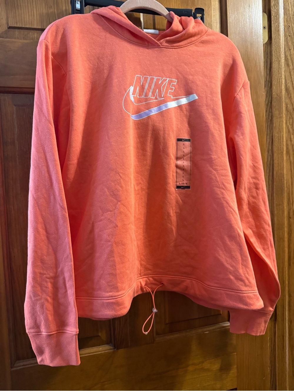 Nike NWT  Women’s large Coral Hooded Sweatshirt